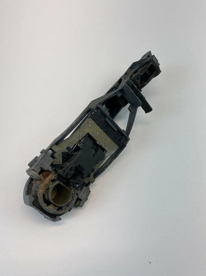 2002-2005 VOLKSWAGEN JETTA FRONT RIGHT SIDE EXTERIOR DOOR HANDLE ASSEMBLY OEM