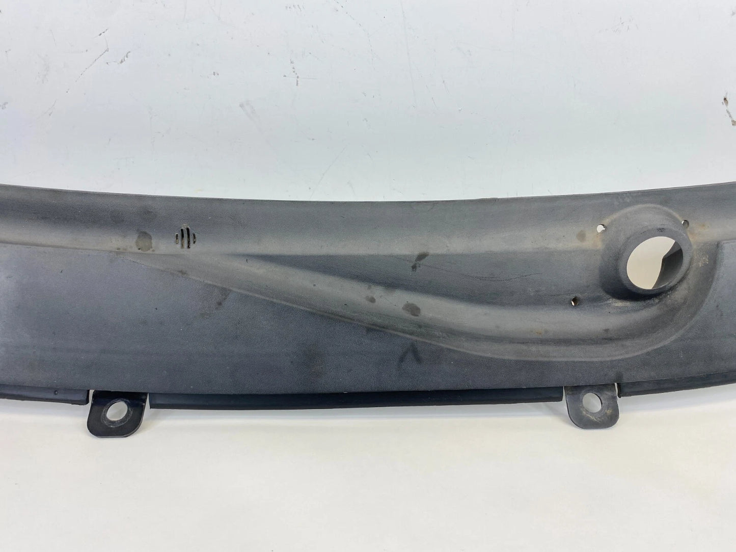 05-11 AUDI A6 QUATTRO 06-11 A6 FRONT COWL MOLDING WINDSHIELD COVER 4F1819403 OEM