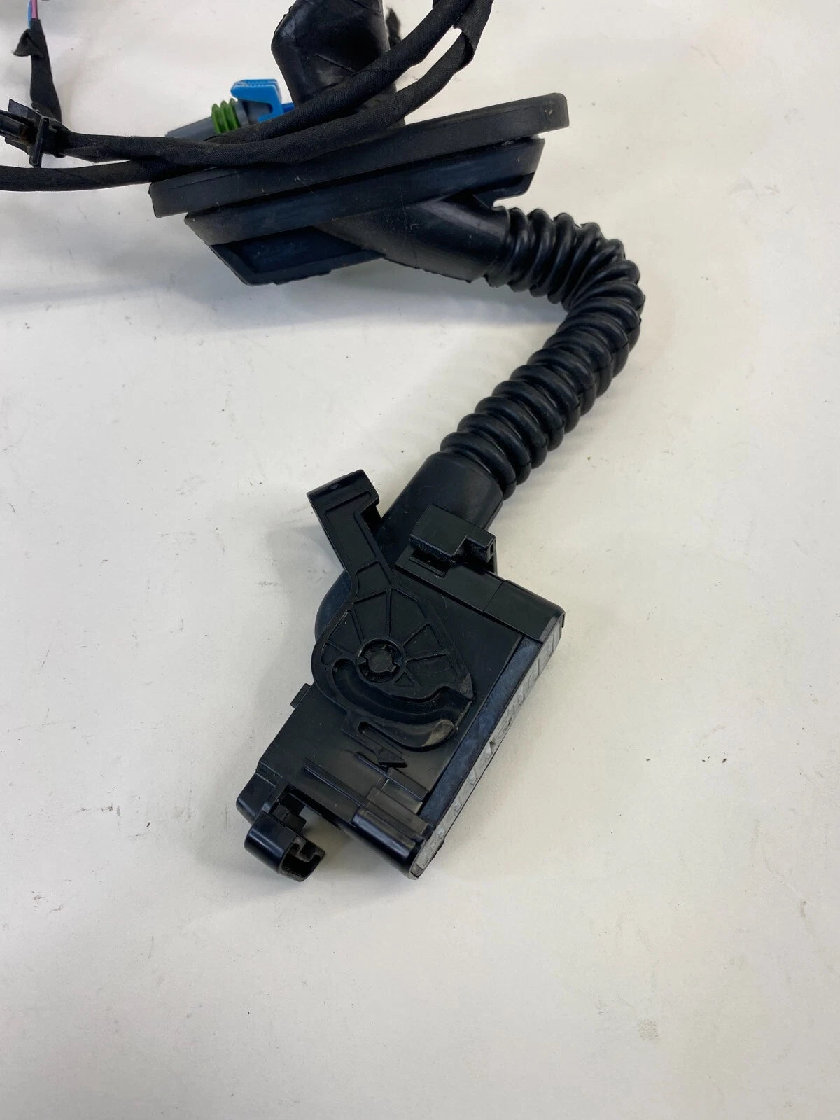 2010-2012 CHEVROLET TRAVERSE REAR RIGHT SIDE DOOR WIRE WIRING HARNESS 20989746
