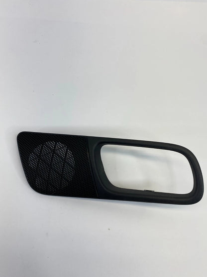 07 08 INFINITI G35 FRONT RIGHT SIDE INNER DOOR HANDLE SPEAKER COVER BEZEL OEM