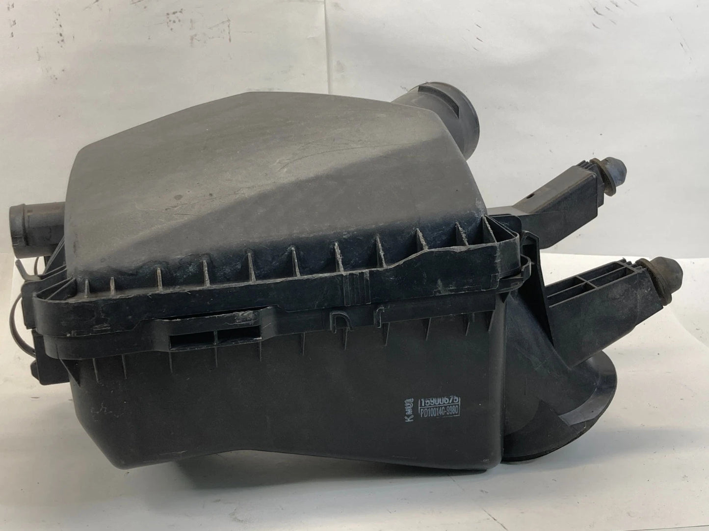 08-12 CHEVROLET MALIBU ENGINE AIR FILTER CLEANER BOX HOUSING INTAKE 15900675 OEM