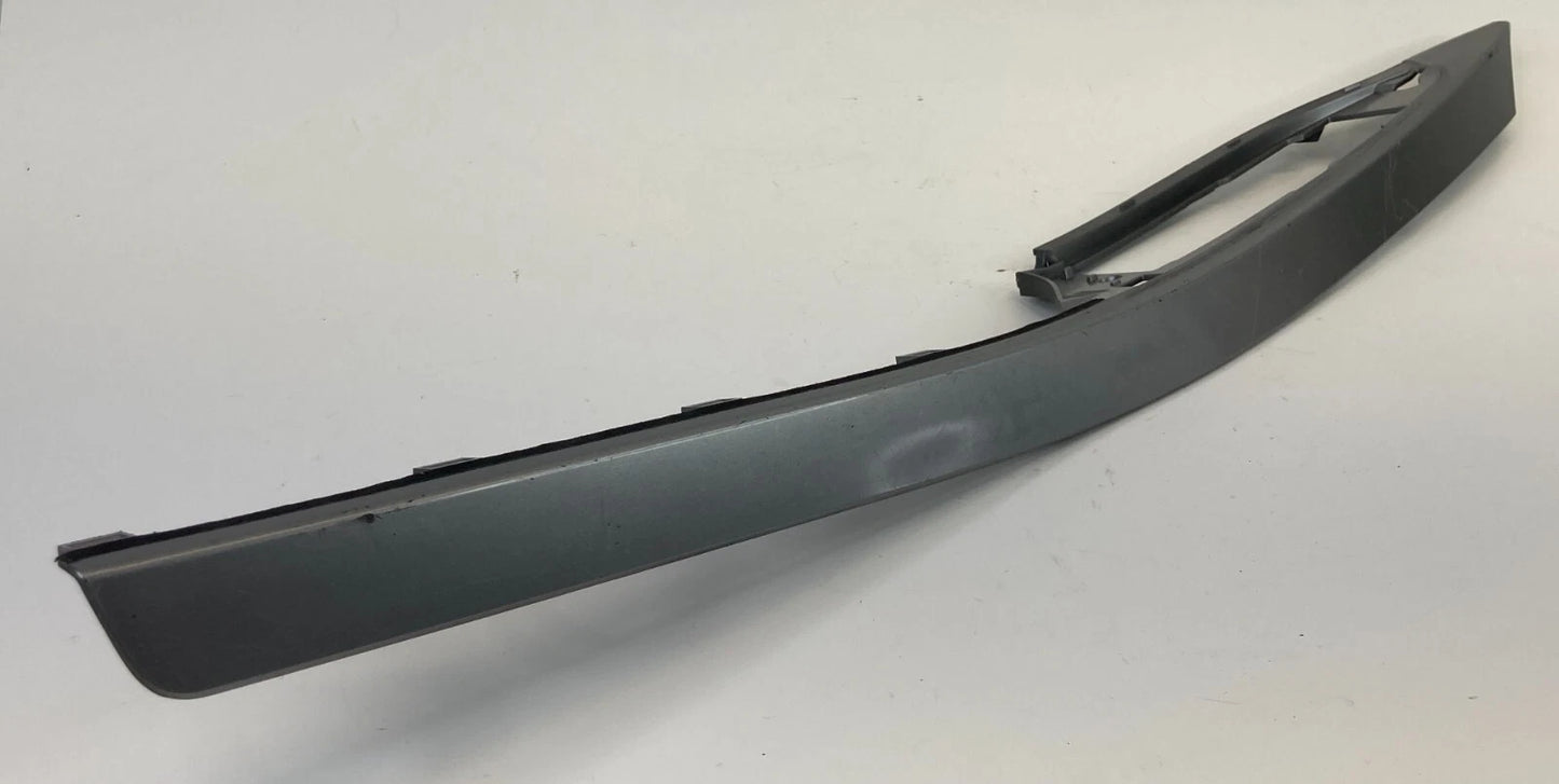 2010-2012 MAZDA CX-7 CX7 FRONT LEFT SIDE DOOR PULL HANDLE COVER TRIM PANEL OEM