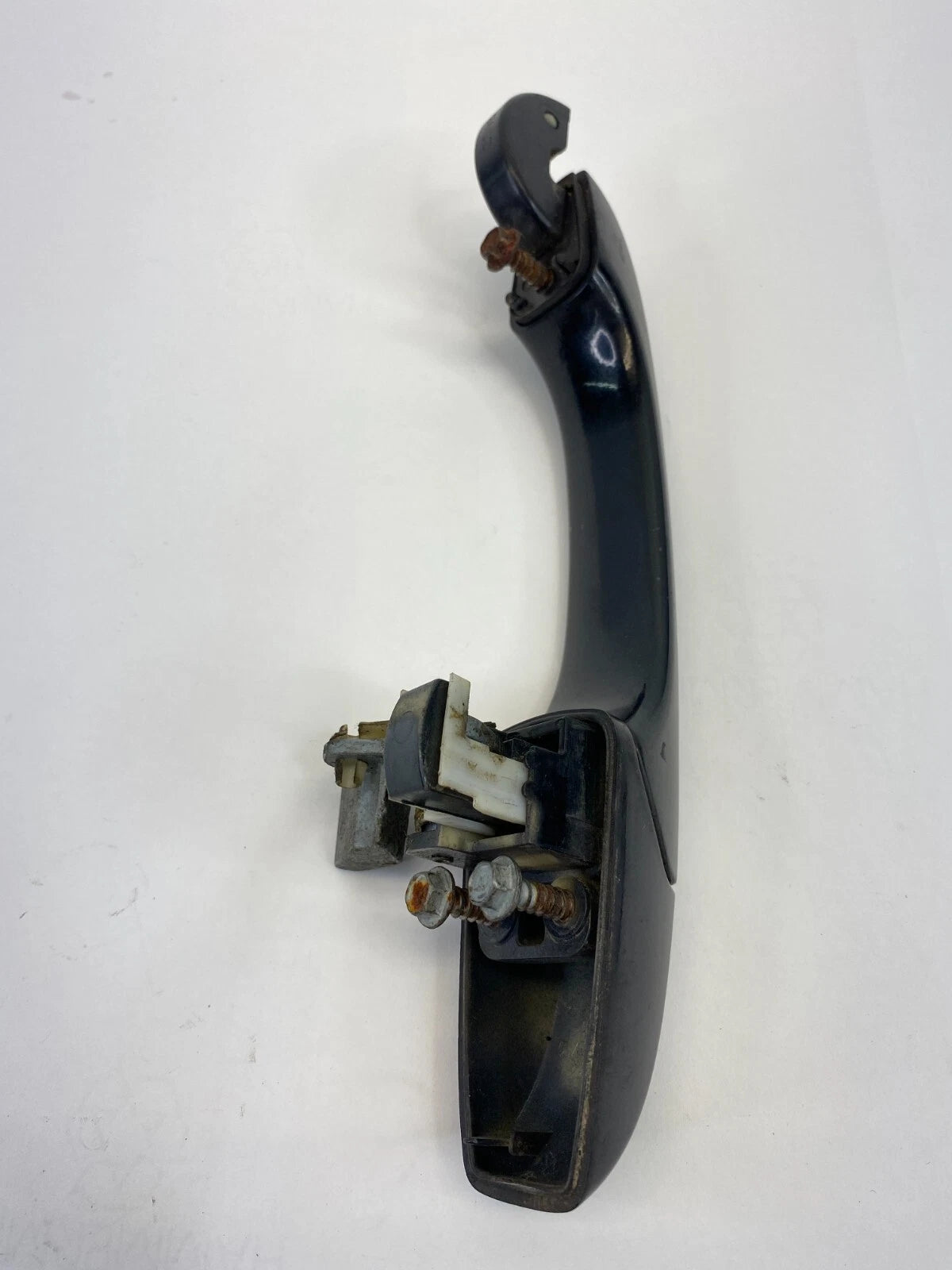 2005-2008 DODGE MAGNUM REAR LEFT SIDE EXTERIOR OUTER DOOR HANDLE ASSEMBLY OEM