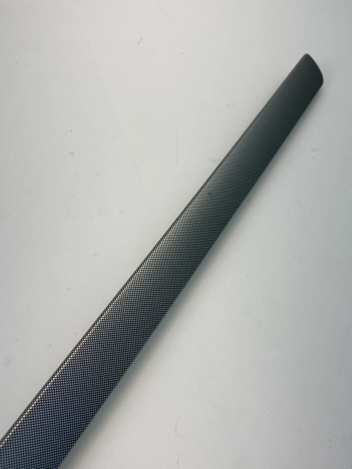 2006-2010 VOLKSWAGEN JETTA RIGHT PASSENGER GLOVE BOX MOLDING TRIM 1K1-858-529