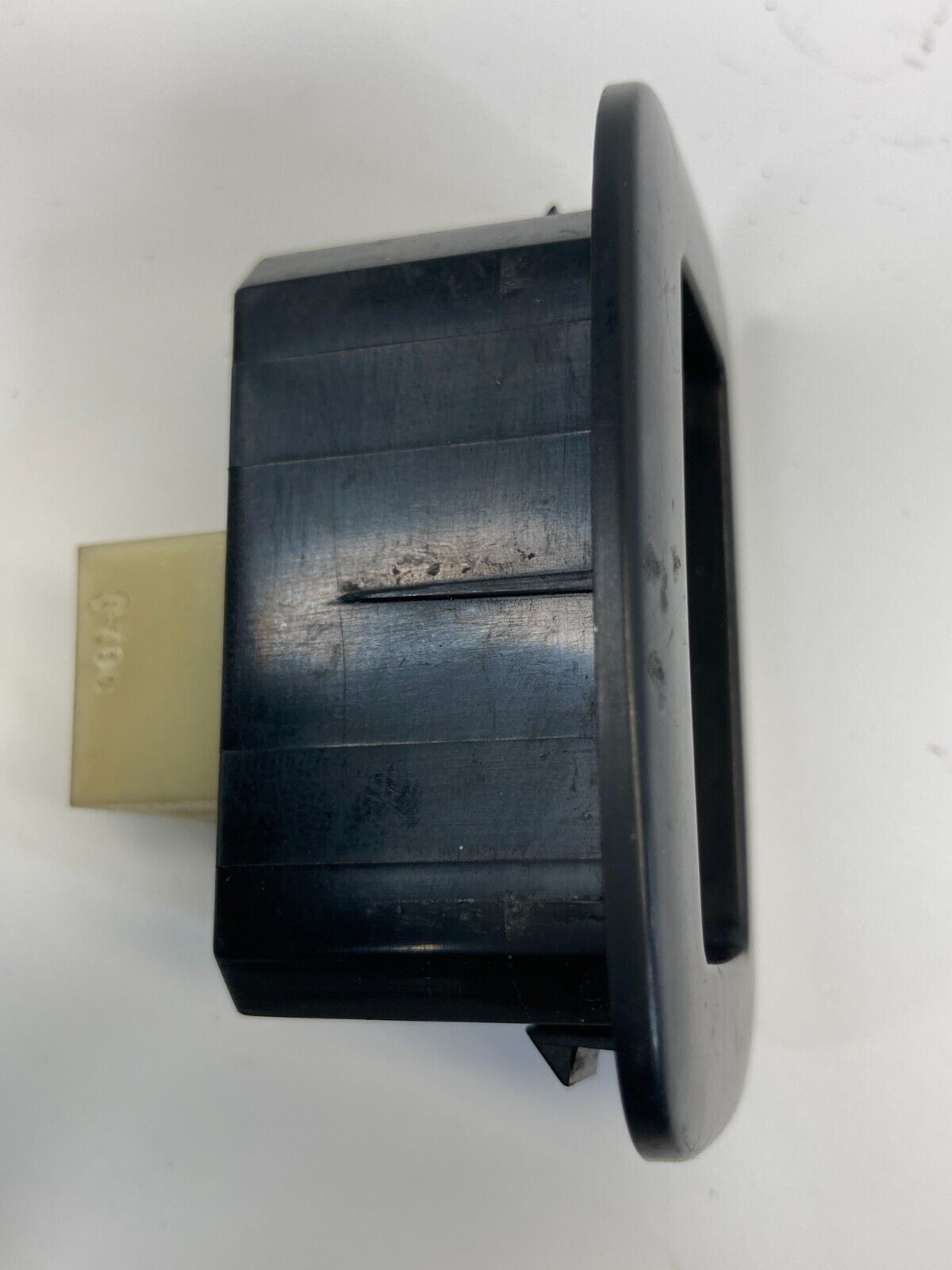 2009-2014 Volkswagen Routan Front Left Door Button Switch 1HX45DX9AE OEM