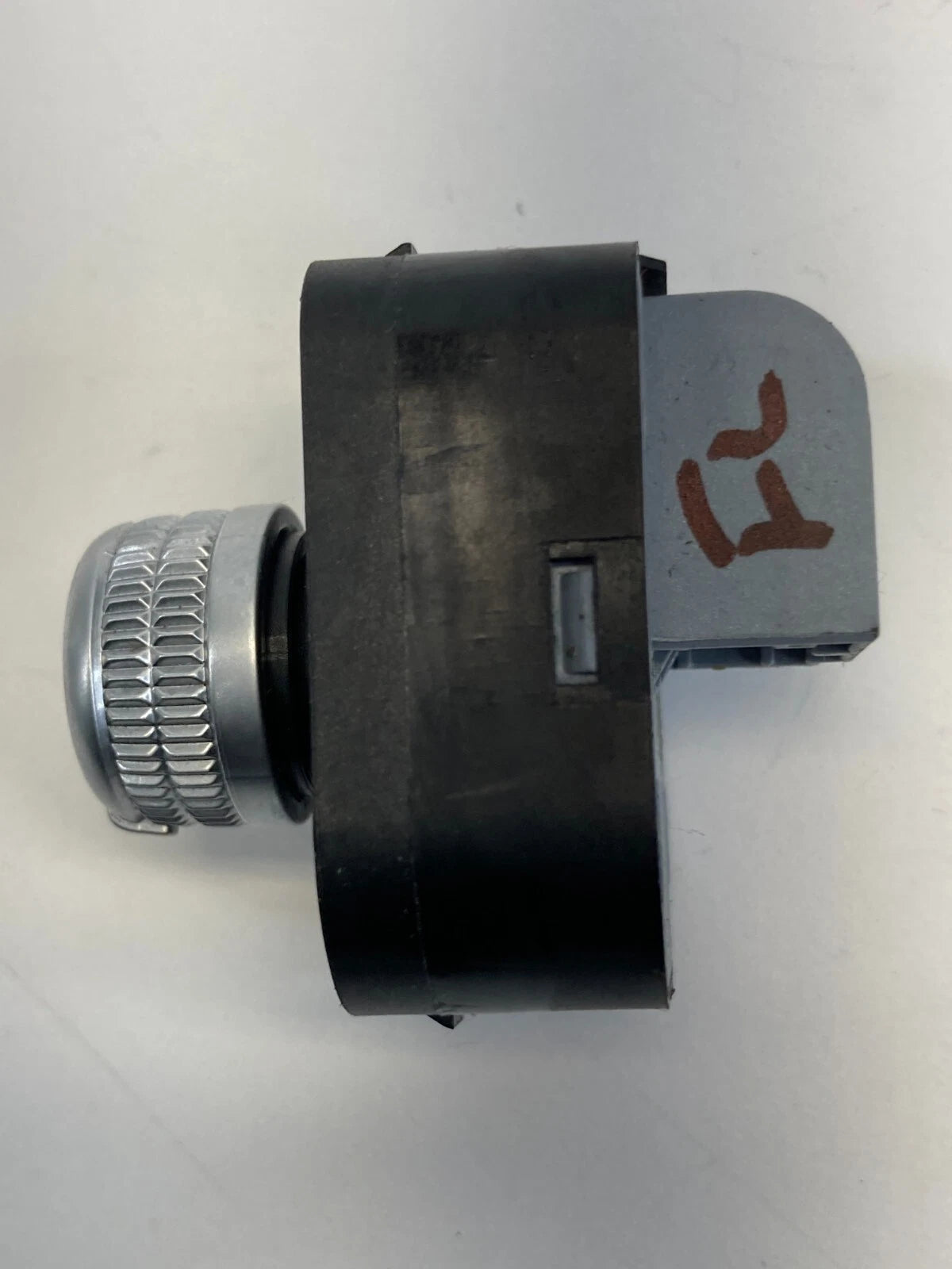 2013-2016 AUDI A4 FRONT LEFT DRIVER SIDE DOOR MIRROR ADJUSTMENT SWITCH OEM