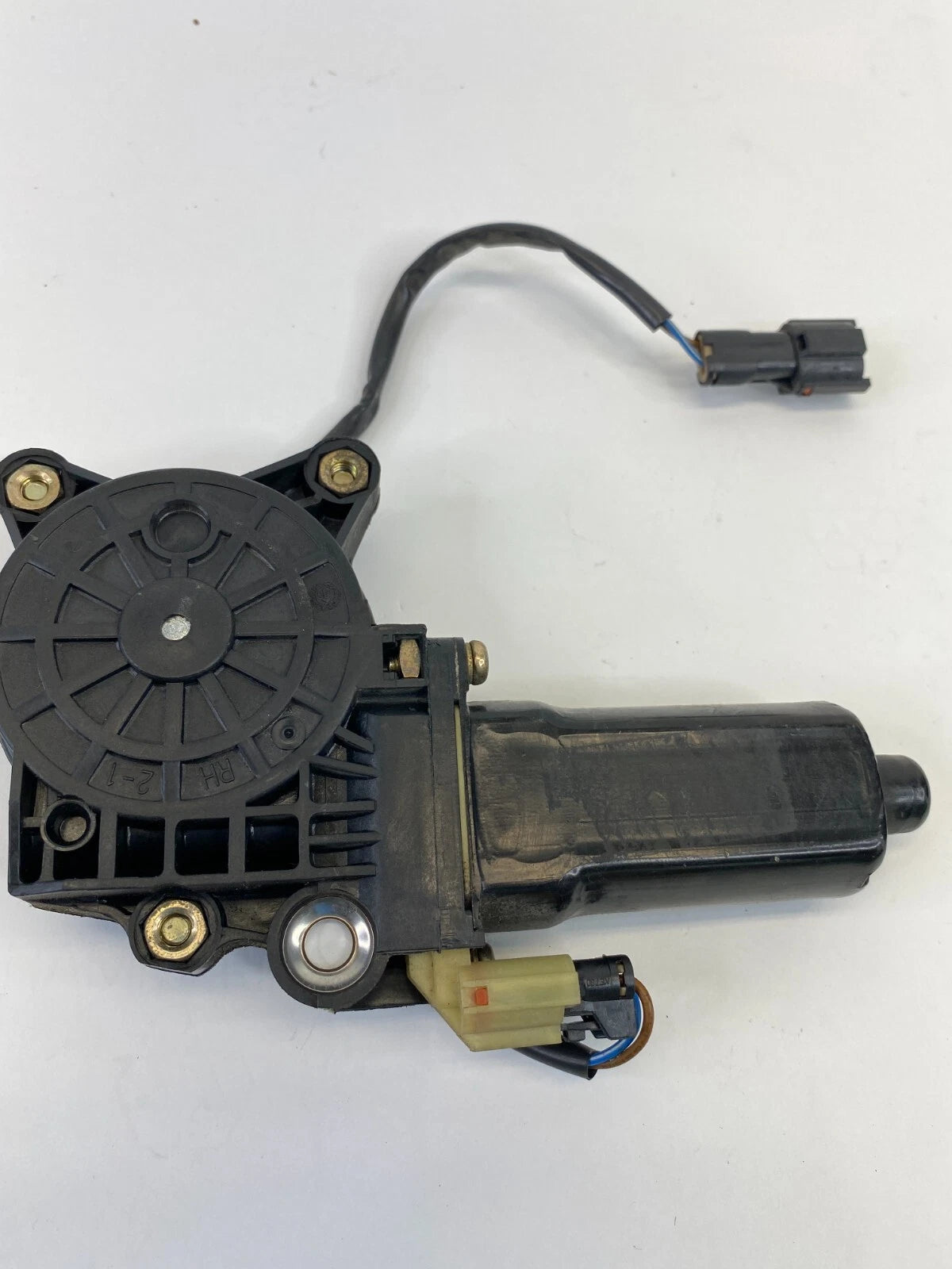 1996-2001 HYUNDAI ELANTRA SEDAN FRONT RIGHT SIDE POWER DOOR WINDOW MOTOR OEM