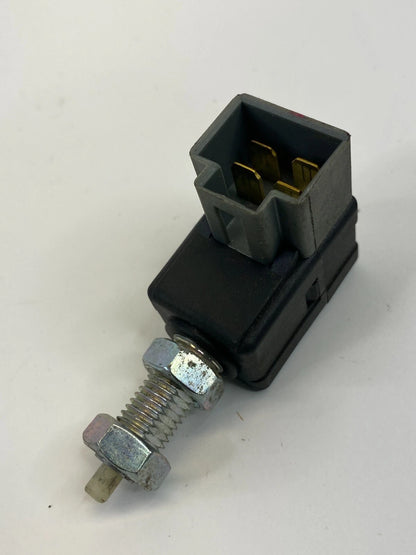 2005-2017 HYUNDAI TUCSON BRAKE LIGHT LAMP STOPLAMP BUTTON SWITCH OEM