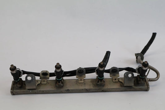 2008-2013 NISSAN ROGUE 2.5L L4 FUEL RAIL WITH INJECTORS AND HARNESS ASSEMBLY OEM