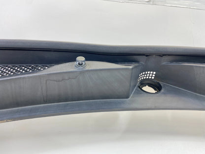 2013-2015 CHEVY CHEVROLET MALIBU COWL PANEL COVER GRILLE AIR INLET 22937516 OEM