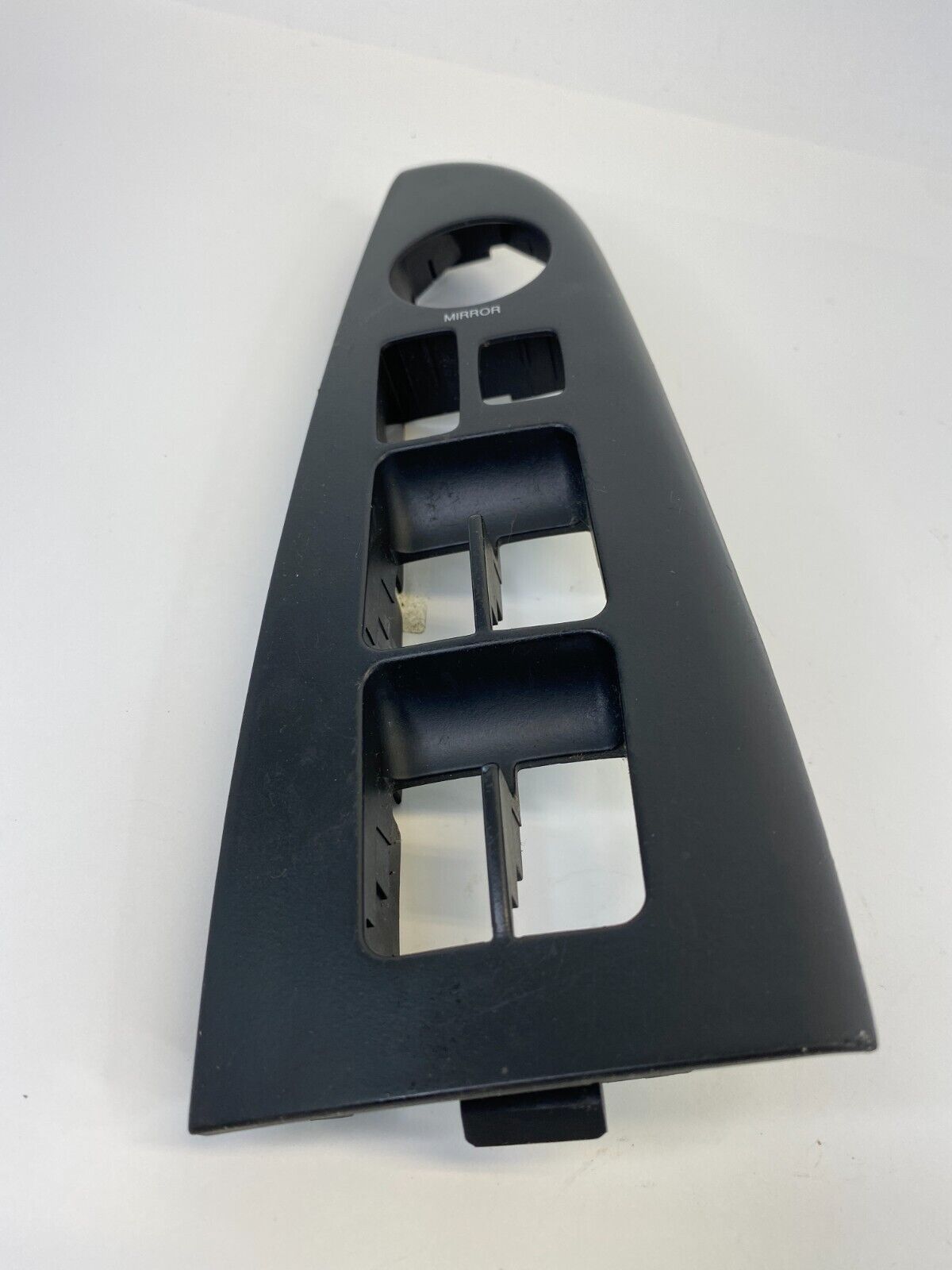 2007-2010 Hyundai Elantra Front Left Door Power Window Switch Bezel 93570-2H010