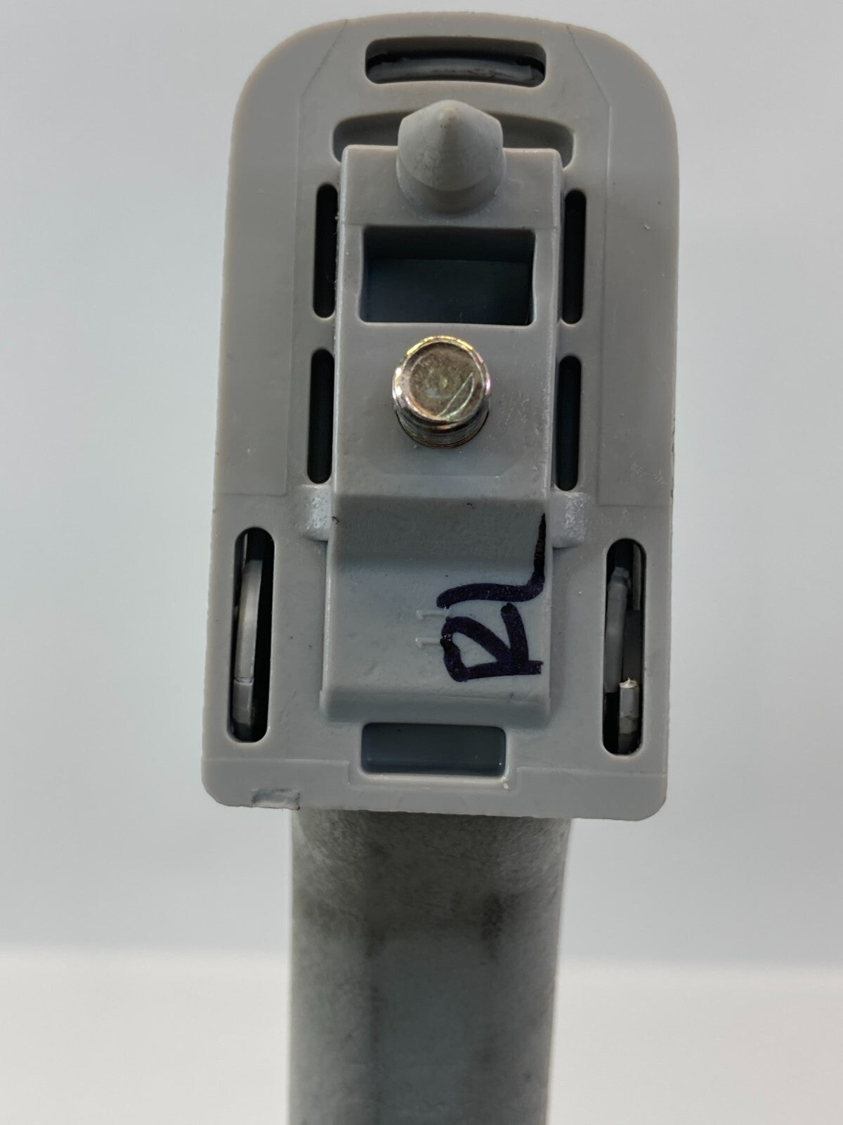 02 03 04 05 06 Toyota Camry Roof Rear Left Interior Grab Grip Handle Assist OEM