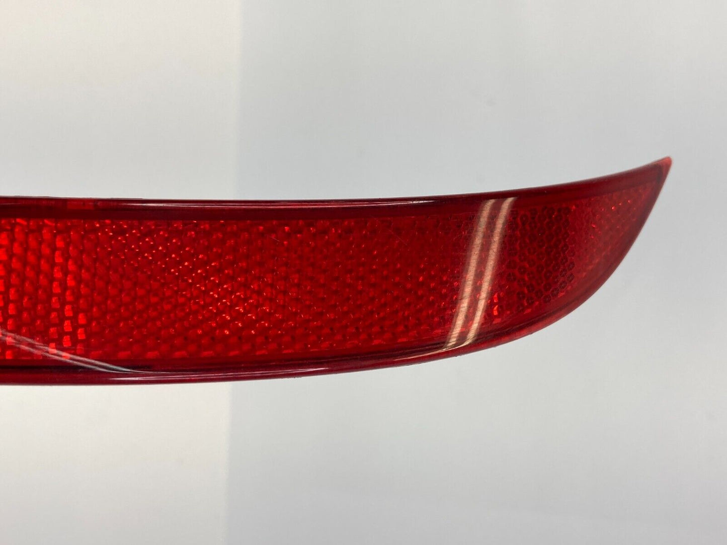 2003-2007 BMW 530i Sedan Rear Bumper Left Outer Side Reflector Lamp 63146915039