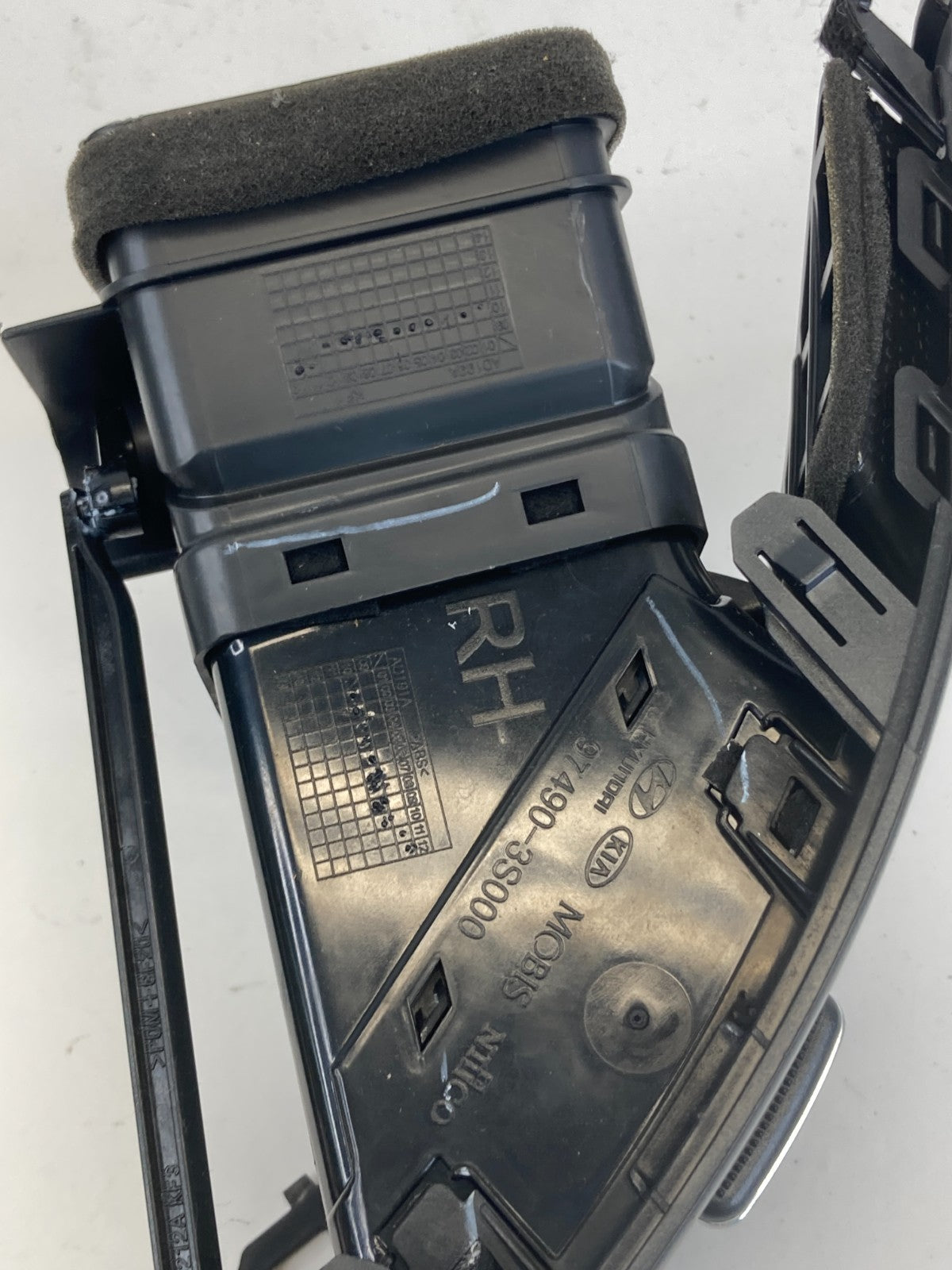 2011-2014 Hyundai Sonata Dash Right Outside A/C Heat Air Vent Grille 97490-3S000