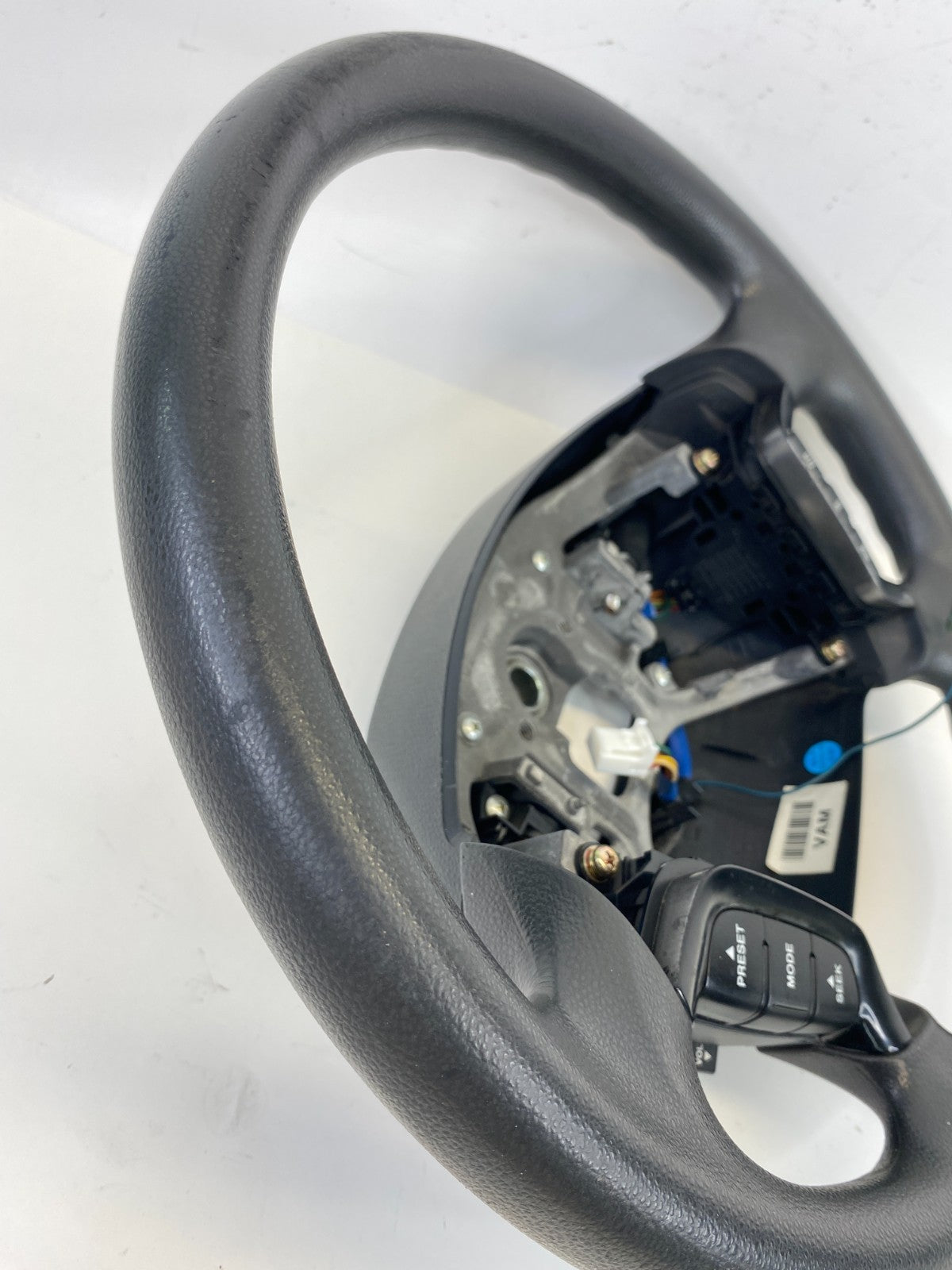 06-08 Kia Optima Left Driver Side Steering Wheel w/ Cruise Control Switch OEM