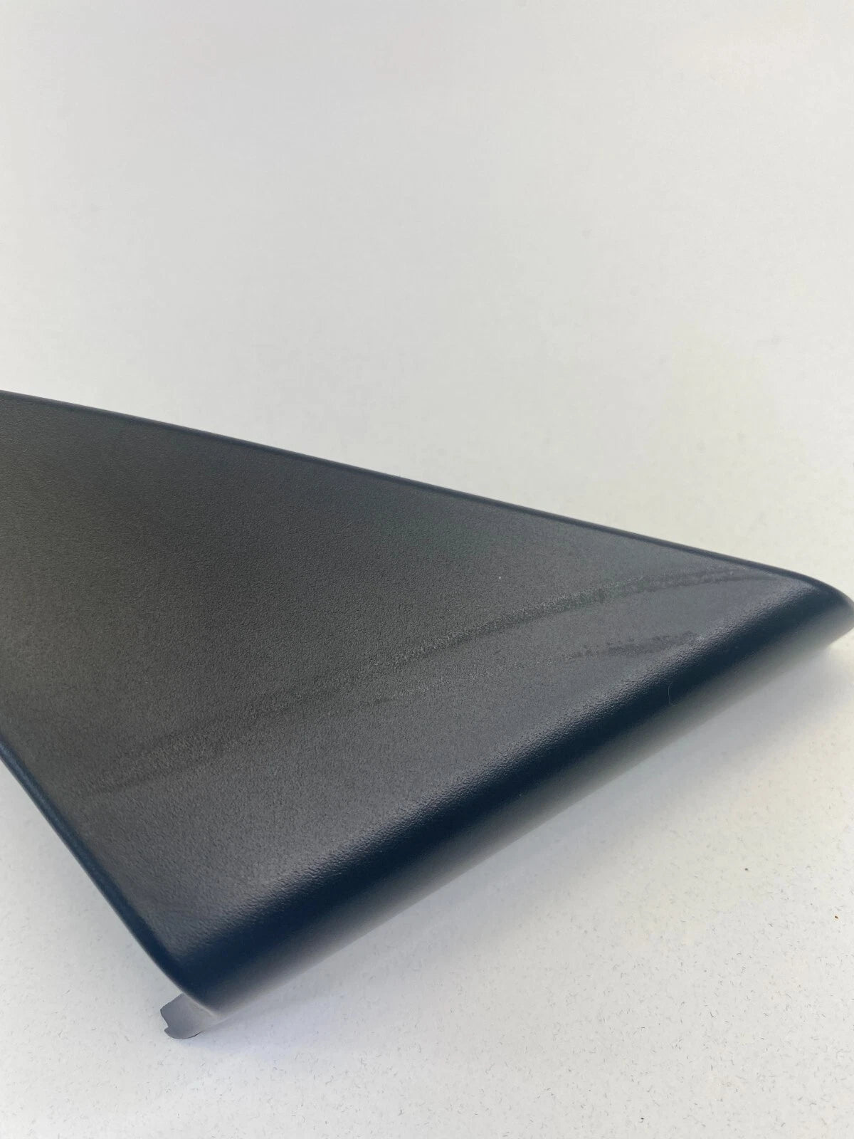 2010-2014 SUBARU LEGACY FRONT RIGHT DOOR INTERIOR MIRROR CORNER COVER TRIM OEM