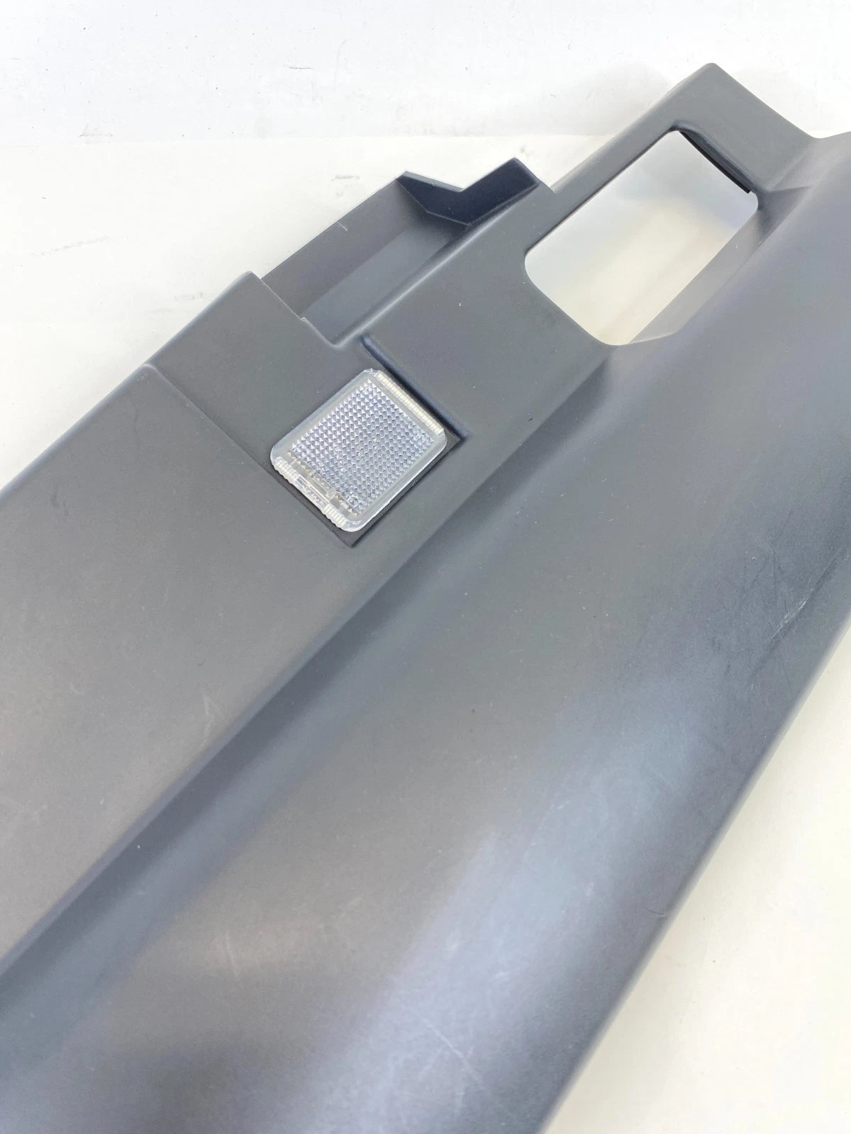 11-18 VOLVO S60 UNDER DASH RIGHT SIDE LOWER TRIM PANEL COVER 8630198 OEM