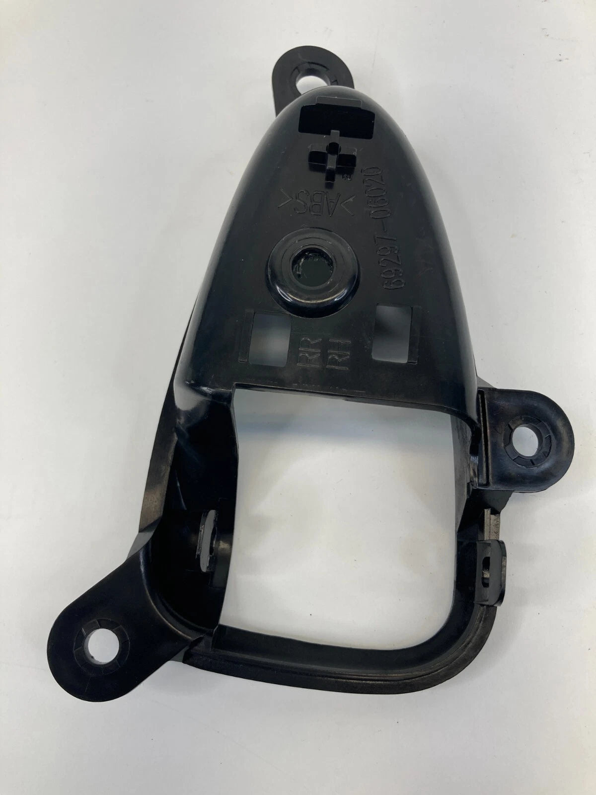 07-11 TOYOTA CAMRY REAR RIGHT SIDE INNER DOOR HANDLE COVER BEZEL 69297-06020 OEM