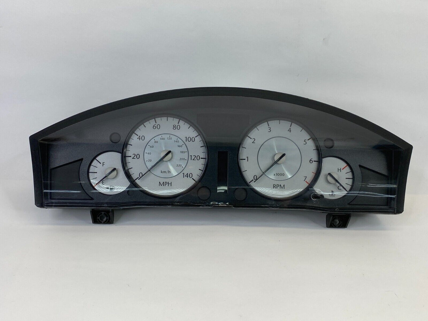 2008 Chrysler 300 AT Speedometer Instrument Cluster Gauges UMK Miles 05172105AE