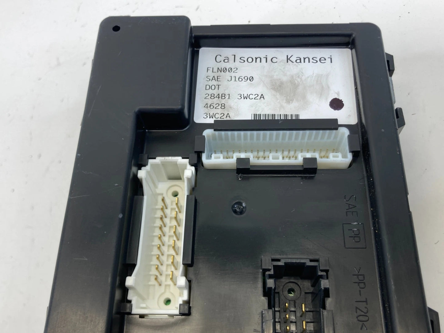 2014-2018 Nissan Versa Note Body Control Module Computer BCM BCU 284B13WC2A OEM