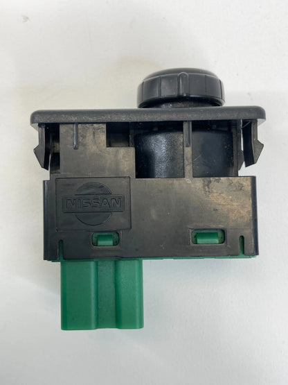 2001-2004 NISSAN PATHFINDER DASH MIRROR ADJUSTMENT CONTROL SWITCH OEM