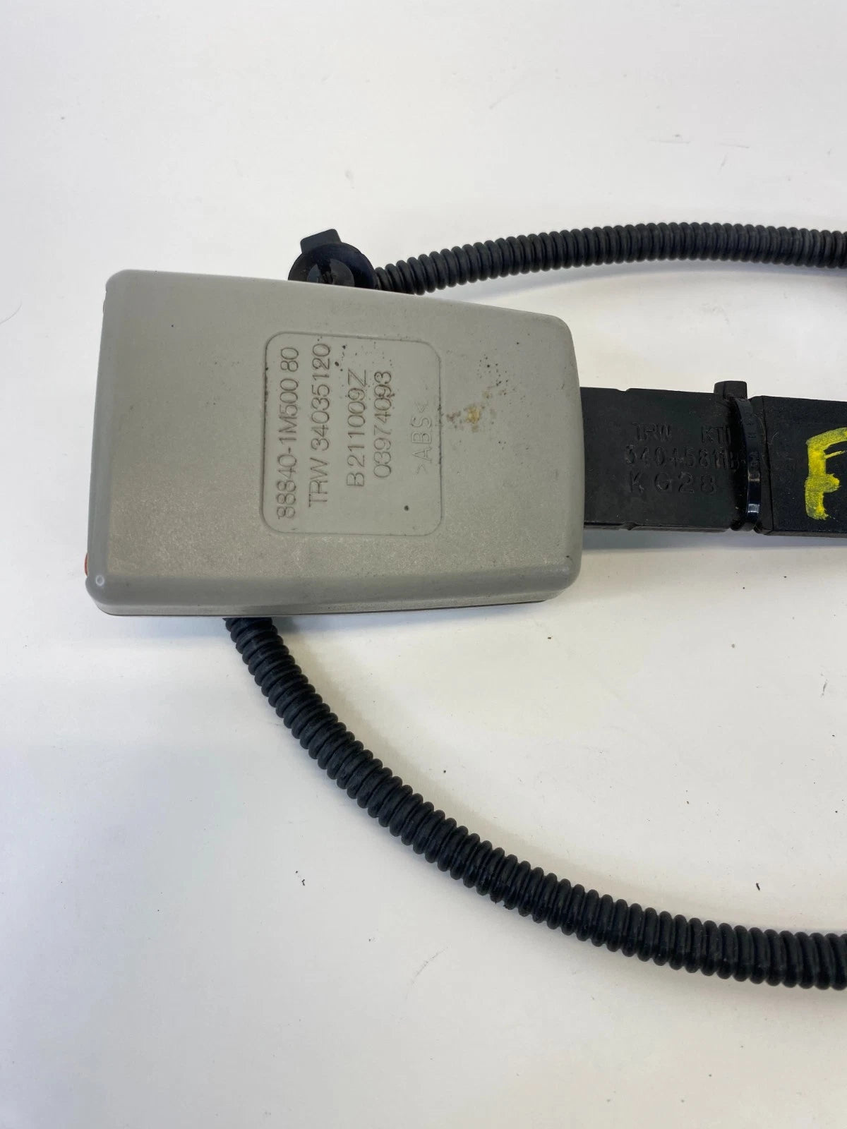 2010 2011 KIA FORTE FRONT RIGHT PASSENGER SIDE SEAT BELT BUCKLE OEM