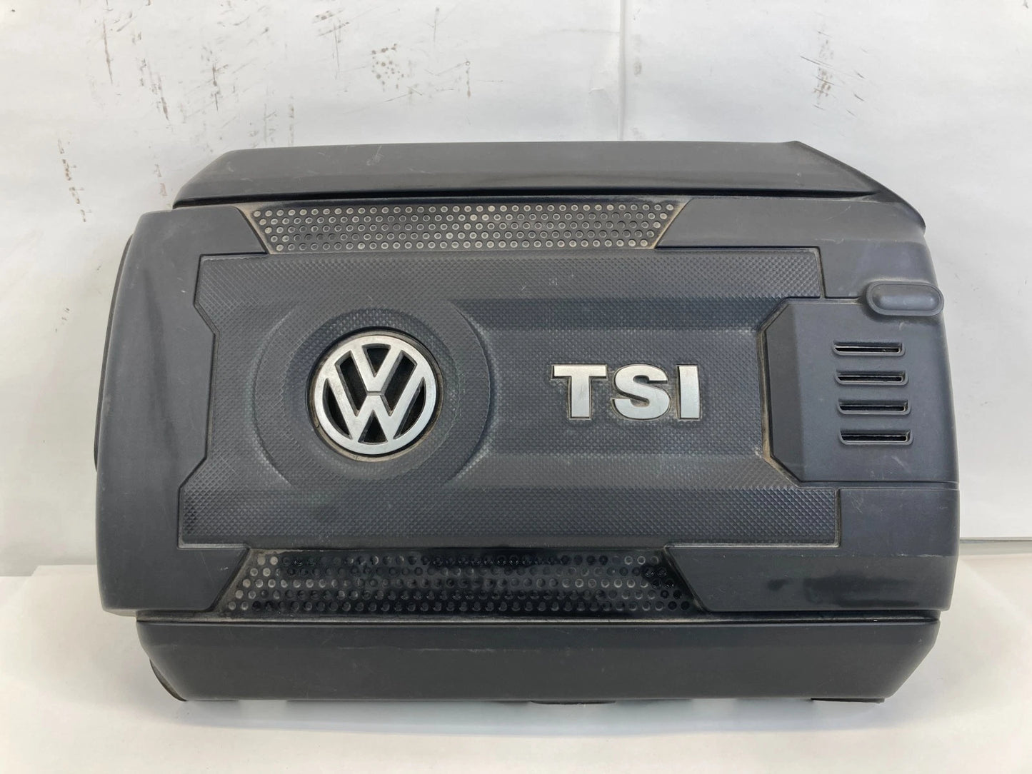 2014-2018 VW VOLKSWAGEN JETTA 1.8L TSI ENGINE COVER LID SHIELD OEM