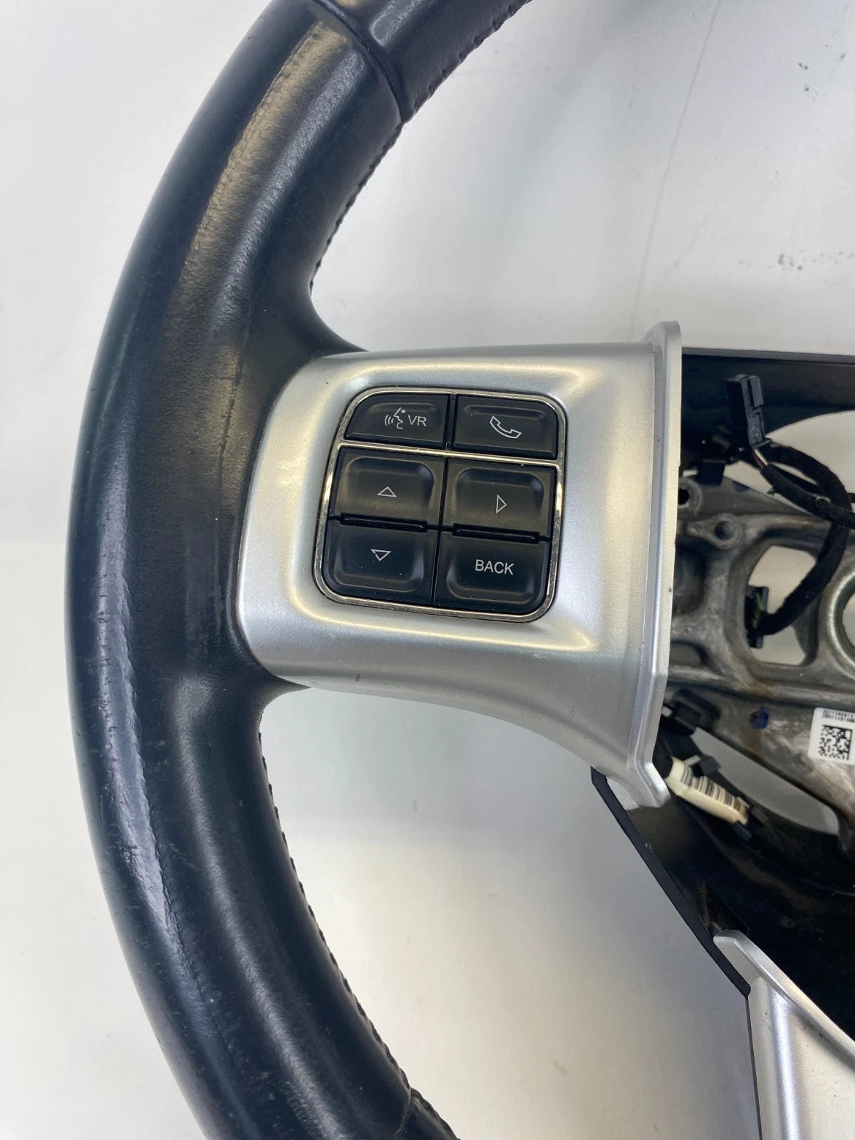 2011 2012 2013 Dodge Durango 12-15 C/V Steering Wheel Assy W/ Cruise Control OEM