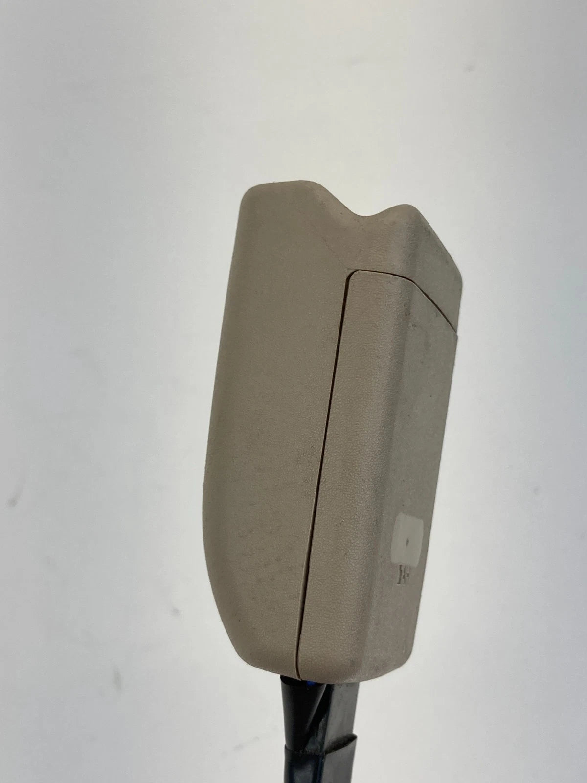 2013-2018 Nissan Altima Front Right Passenger Seat Belt Buckle OEM