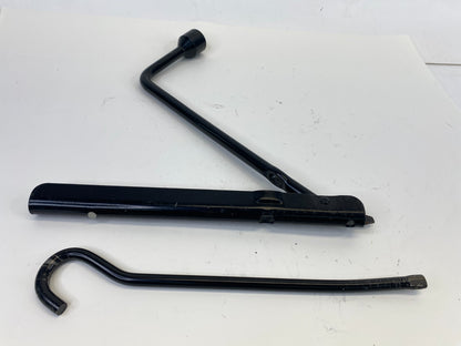 2010-2017 GMC Terrain Emergency Spare Tire Jack & Tool Assembly 22722565