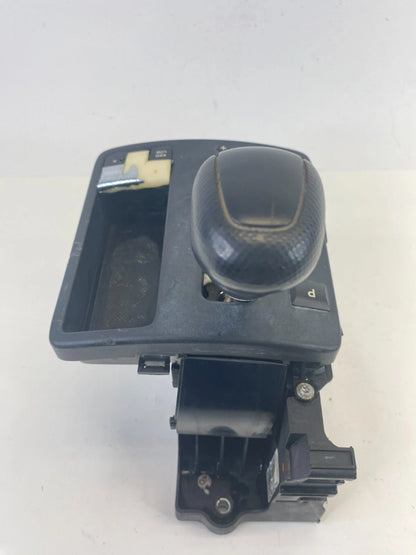 2005-2007 JEEP GRAND CHEROKEE AUTOMATIC FLOOR GEAR SHIFTER LEVER HANDLE OEM