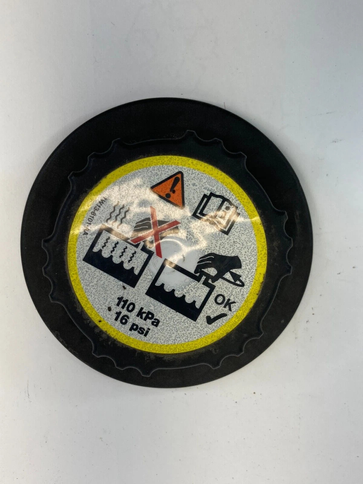 2006-2012 FORD FUSION 3.0L ENGINE RADIATOR COOLANT RESERVOIR TANK CAP 1W138101AA