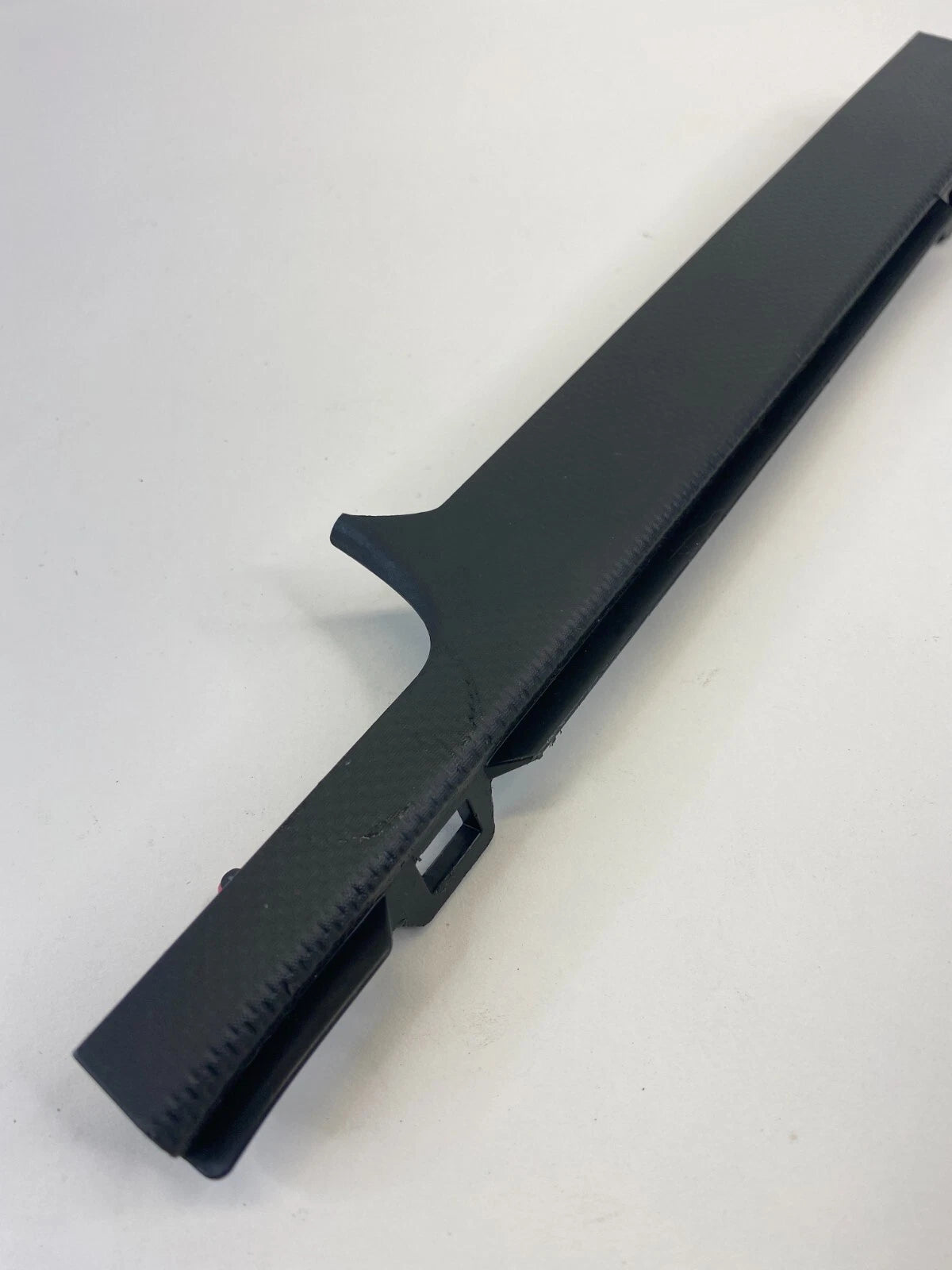 08-15 SCION XB DASH TRIM CAP LOCATED UNDER RADIO STEREO LOWER BEZEL 55422-12230