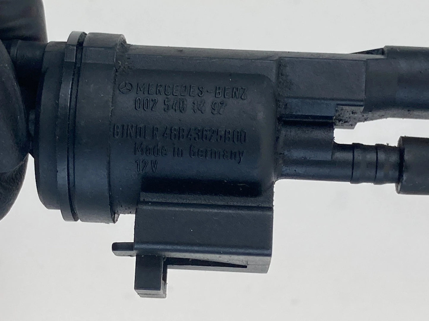 1998-2002 MERCEDES-BENZ E430 EGR VACUUM SOLENOID VALVE 002-540-14-97 OEM