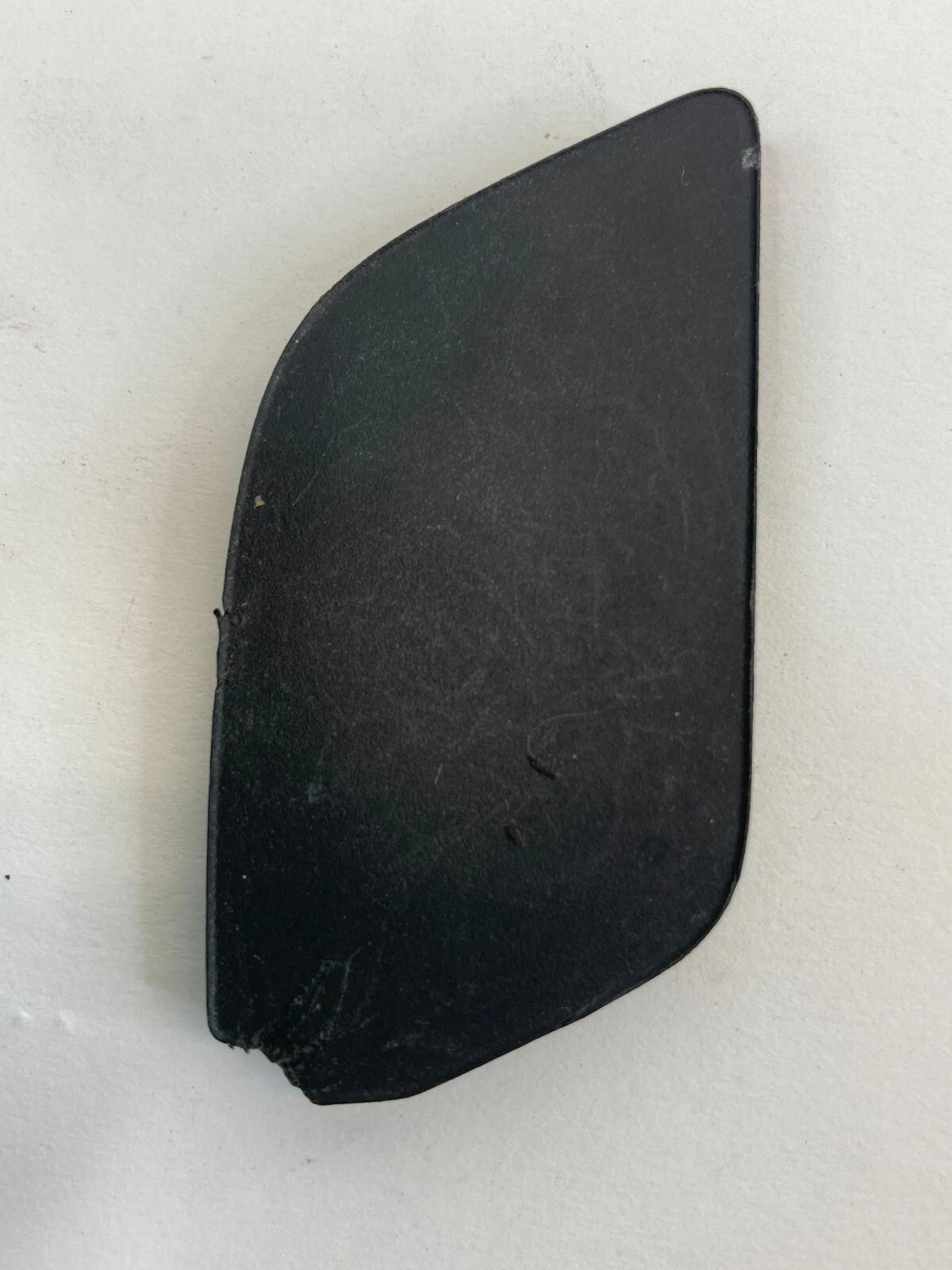 12-20 CHEVROLET SONIC FRONT RIGHT SIDE DOOR HANDLE BOLT COVER TRIM 13585711 OEM