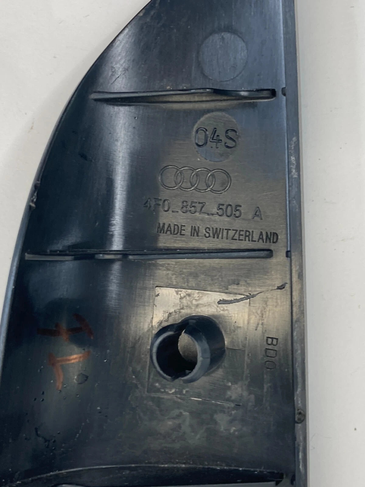 2006-2011 AUDI A6 QUATTRO FRONT LEFT DRIVER SIDE INNER DOOR CORNER COVER OEM