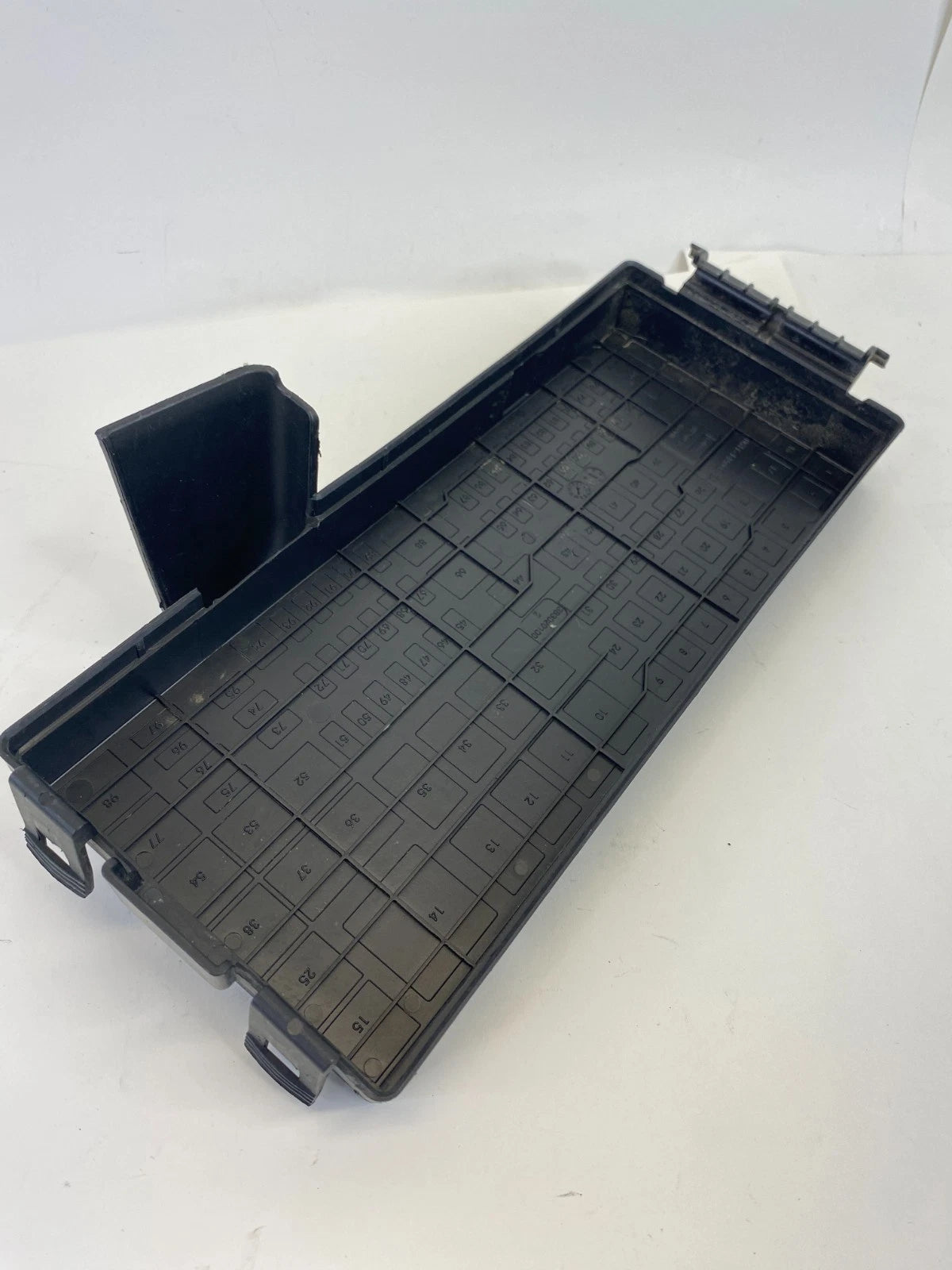 2009-2012 Ford Flex 3.5L V6 A/T Under Hood Fuse Relay Box Cover Lid OEM