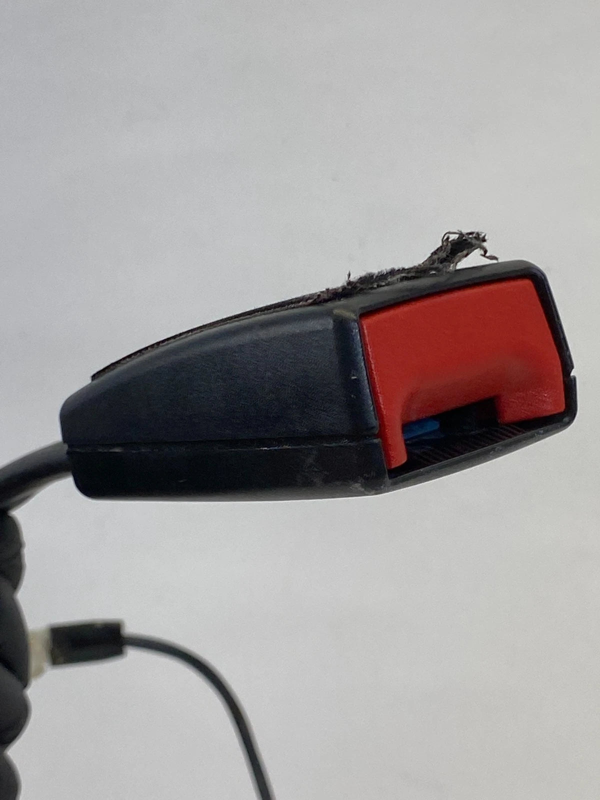 2013-2015 FORD ESCAPE SEATBELT BUCKLE RECEIVER PASSENGER RIGHT OEM EJ54-61208-A