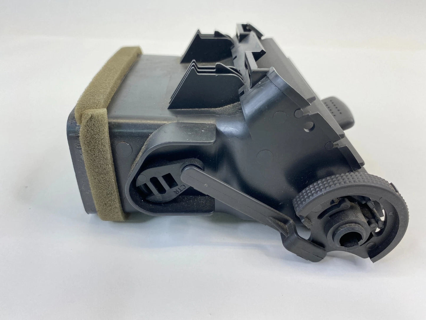 2006-2011 BUICK LUCERNE DASH RIGHT CENTER SIDE AC AIR VENT OUTLET DUCT OEM