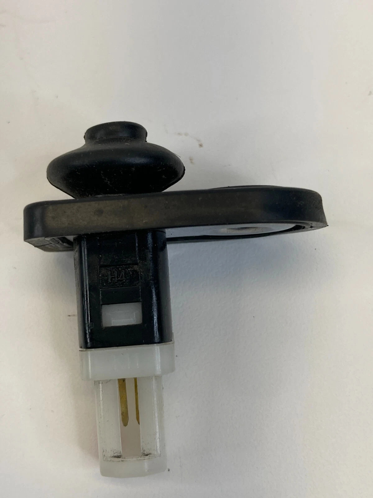 07-15 HYUNDAI SONATA 06-17 AZERA SEDAN DOOR AJAR JAMB LIGHT SWITCH SENSOR OEM