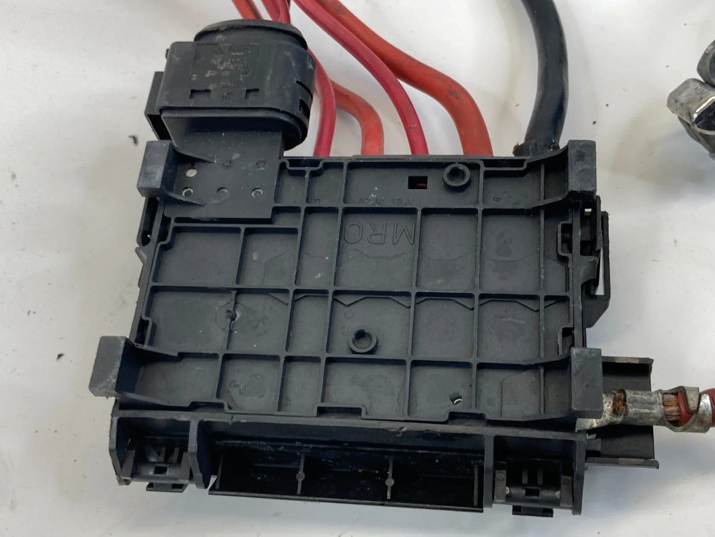 2006-2010 VW BEETLE 2.5L ENGINE POWER FUSE RELAY BOX W CABLE ECM 1J0937773 OEM