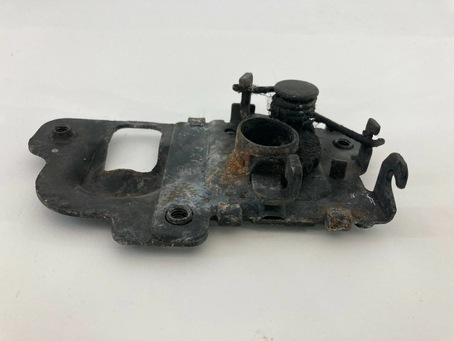 2006 - 2011 HYUNDAI ACCENT HATCHBACK FRONT HOOD LOCK LATCH RELEASE ASSEMBLY OEM