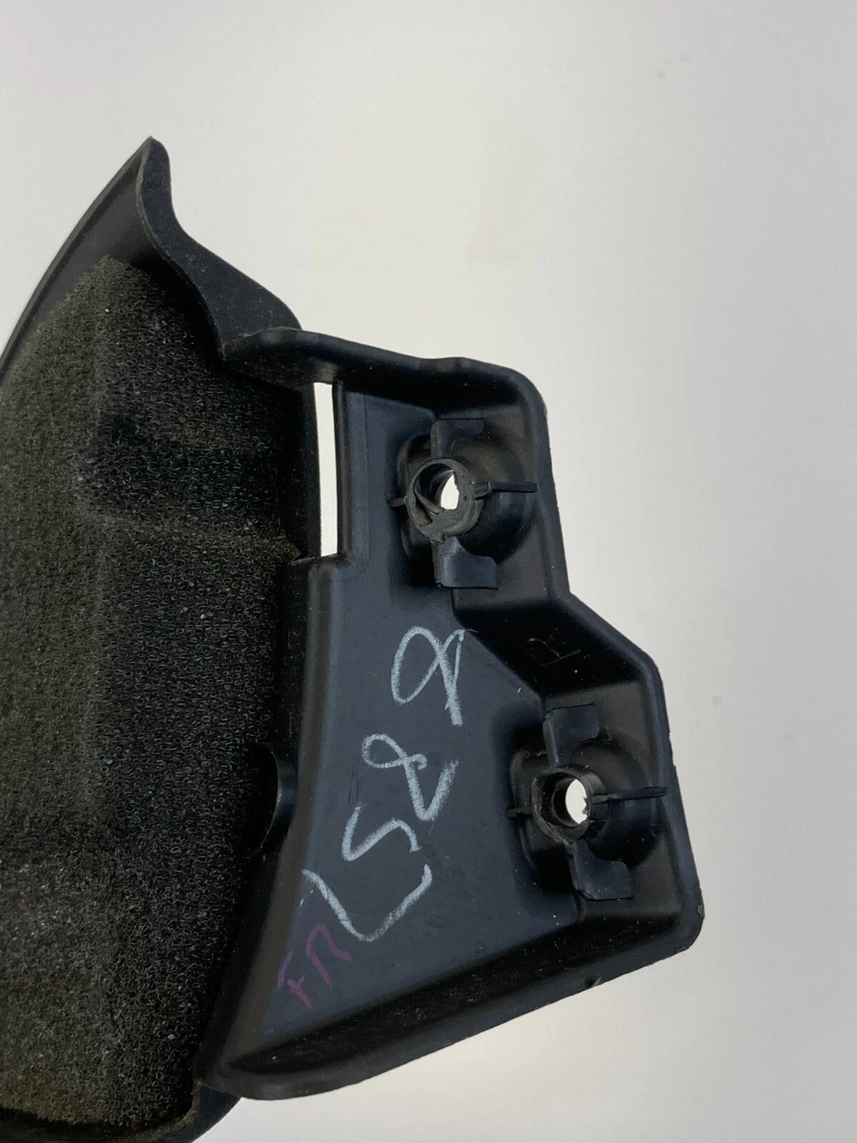 2009-2012 CHEVROLET TRAVERSE FRONT RIGHT INNER MIRROR CORNER COVER TRIM PANEL