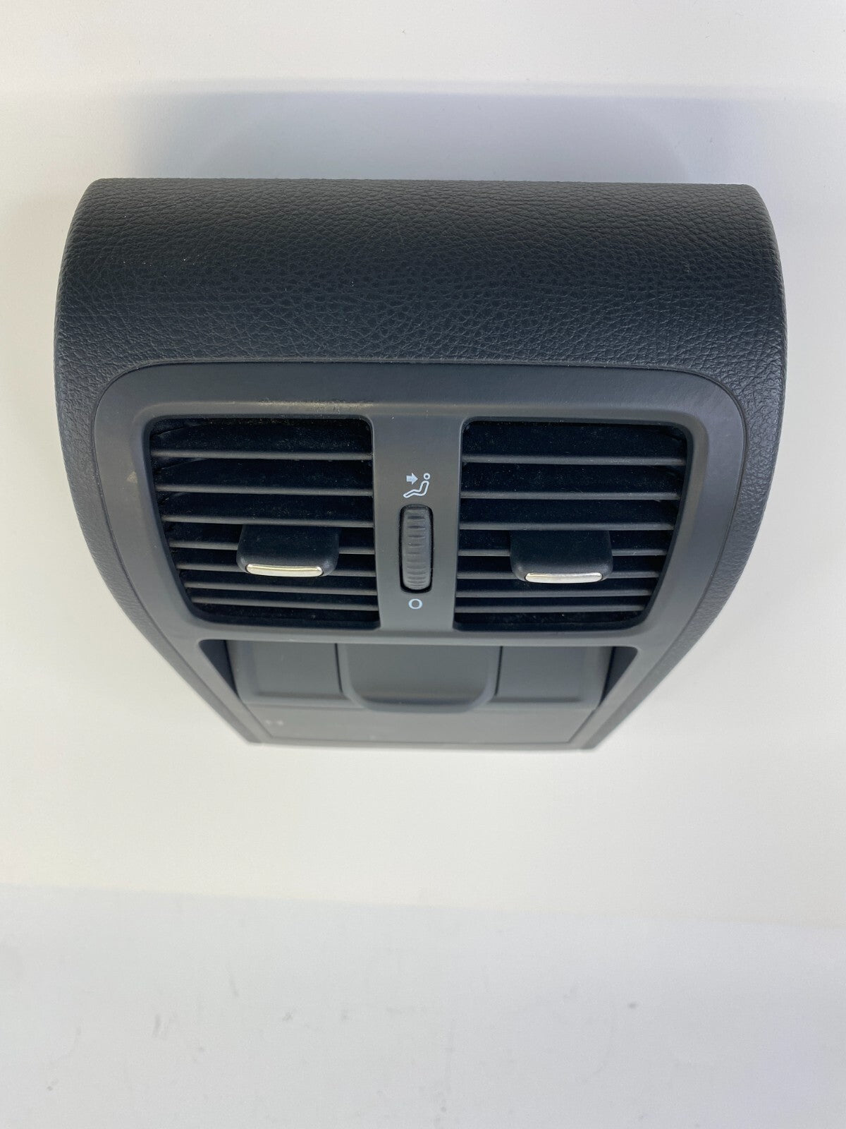 2011-2017 Volkswagen CC Rear Center Panel w/ Air Vent & Power Outlet 3C0-864-298