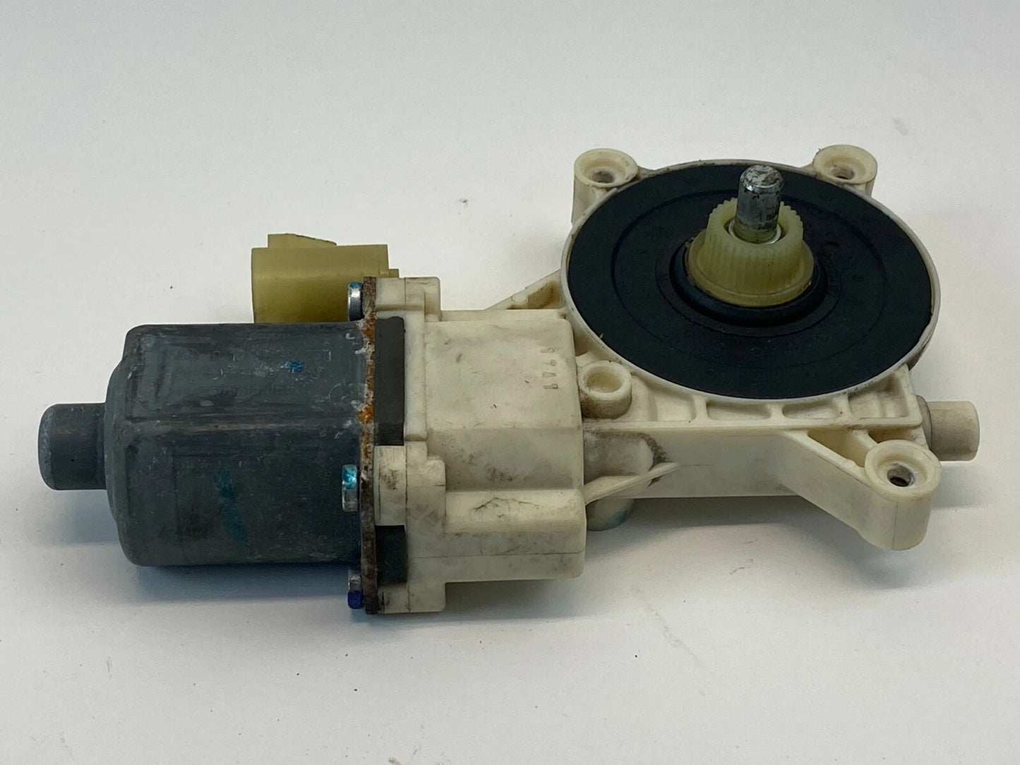 2005-2010 PONTIAC G6 SEDAN FRONT PASSENGER RIGHT POWER DOOR WINDOW MOTOR OEM