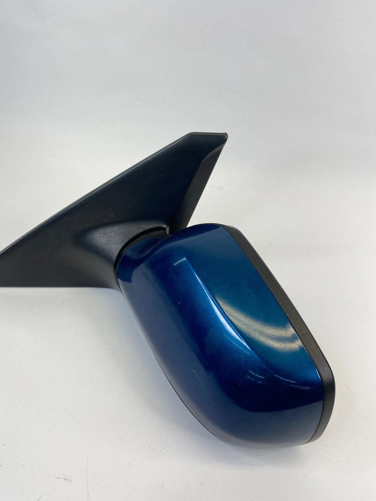 2004-2009 MAZDA 3 SEDAN LEFT DRIVER SIDE VIEW POWER DOOR MIRROR OEM E4012220