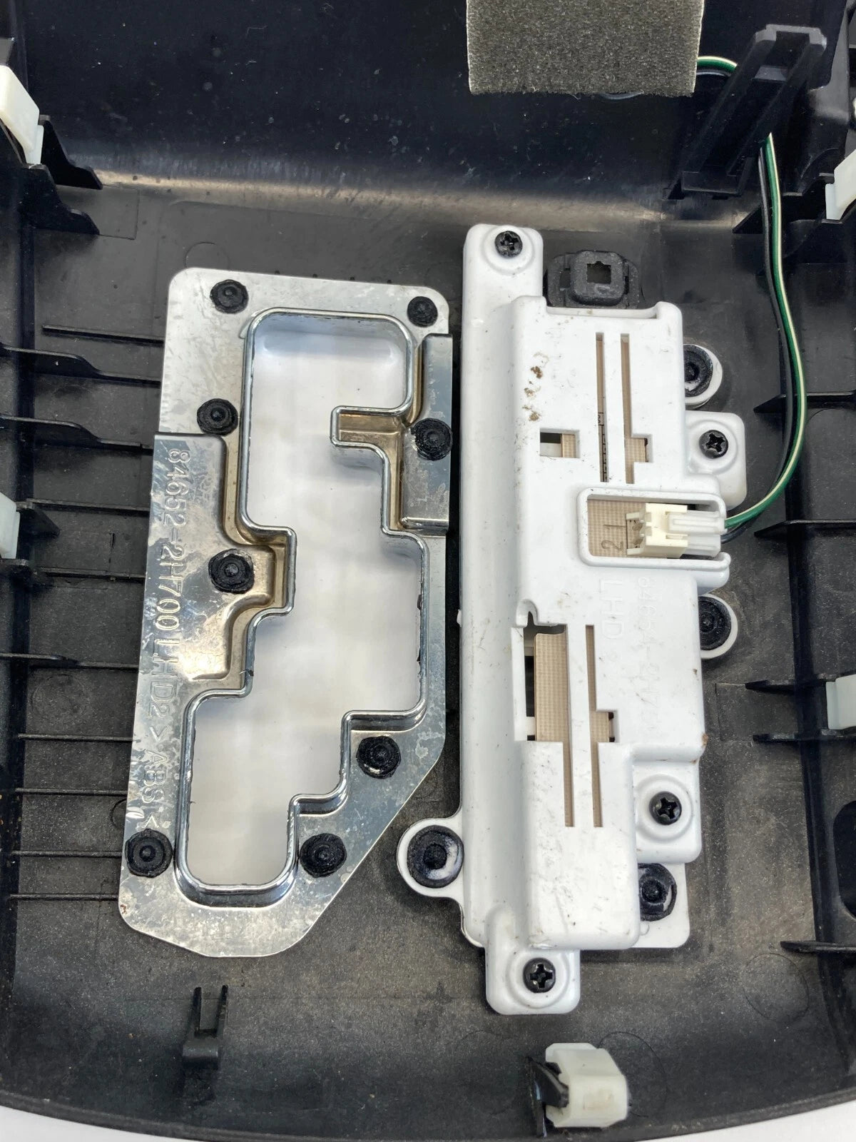 2010 HYUNDAI ELANTRA SEDAN AT CENTER CONSOLE SHIFTER SHIFT TRIM BEZEL 846512H750