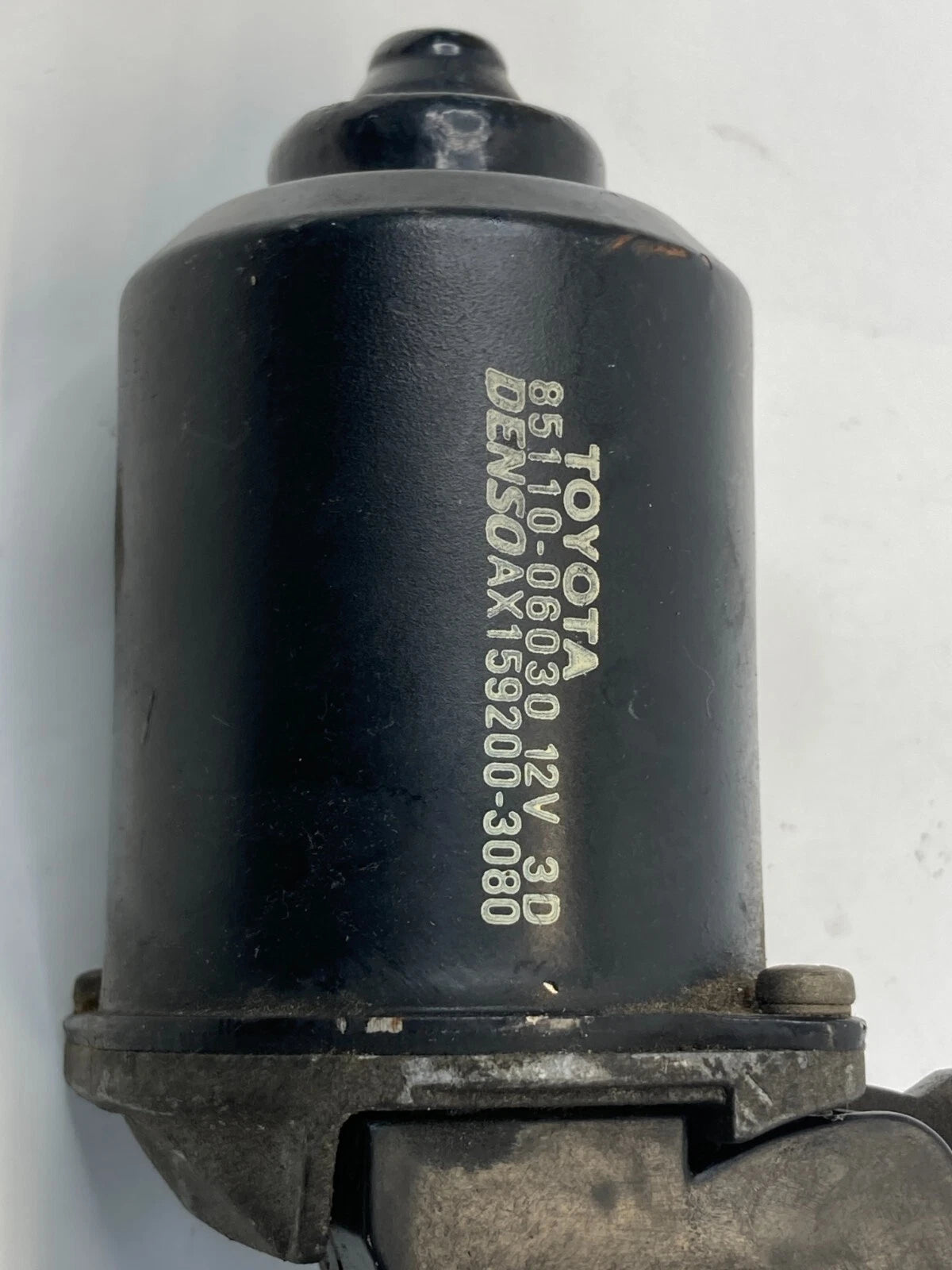 1999-2003 TOYOTA SOLARA FRONT WINDSHIELD WIPER MOTOR ASSEMBLY OEM 85110-06030