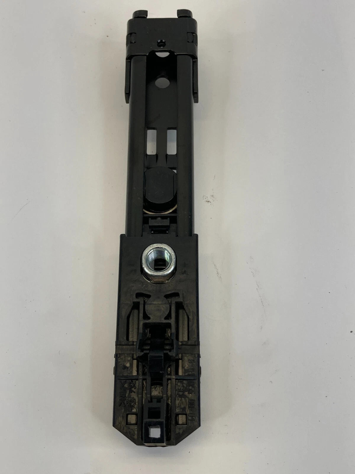2006-2010 VOLKSWAGEN JETTA FRONT RIGHT PASSENGER SIDE SEAT BELT ADJUSTER HEIGHT