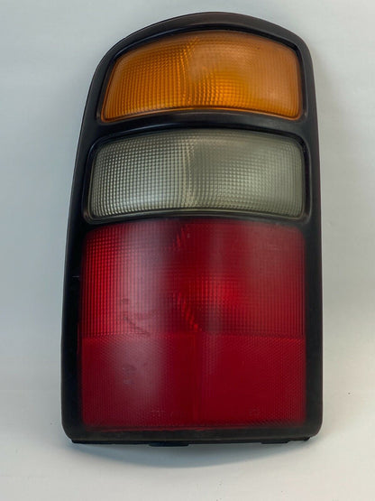 04 05 06 Tahoe Yukon Suburban Left Driver Side Tail Light Taillight 16525375 LH